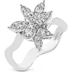 Simon G. Flower Fashion Ring in 18k Gold with Diamonds Hot